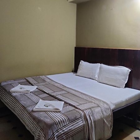 Hotel Caveri Comfort Inn Madikeri Exterior foto
