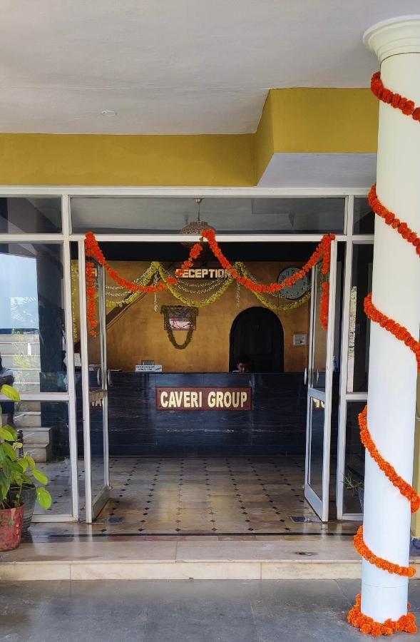 Hotel Caveri Comfort Inn Madikeri Exterior foto