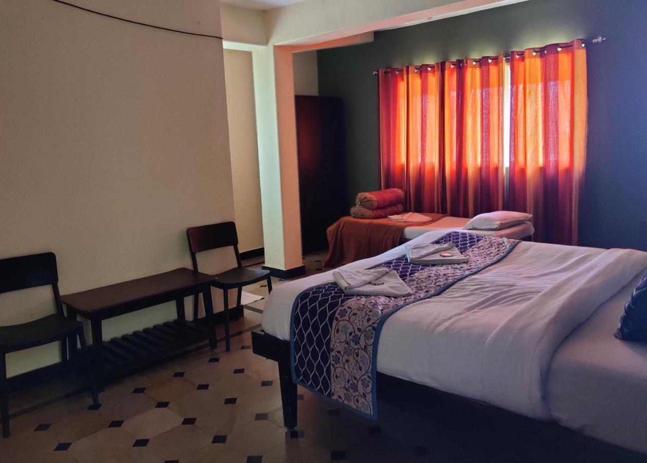 Hotel Caveri Comfort Inn Madikeri Exterior foto