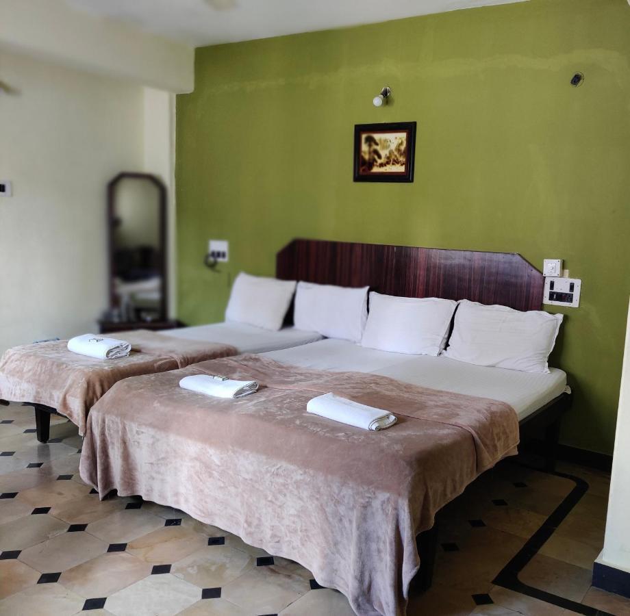 Hotel Caveri Comfort Inn Madikeri Exterior foto