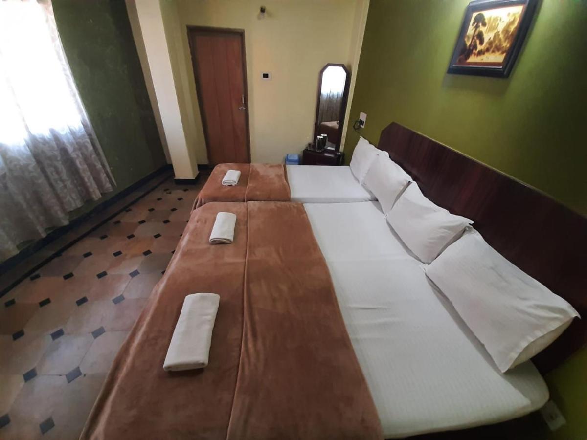 Hotel Caveri Comfort Inn Madikeri Exterior foto