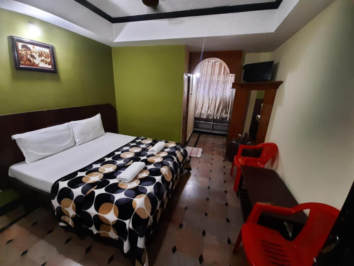 Hotel Caveri Comfort Inn Madikeri Exterior foto